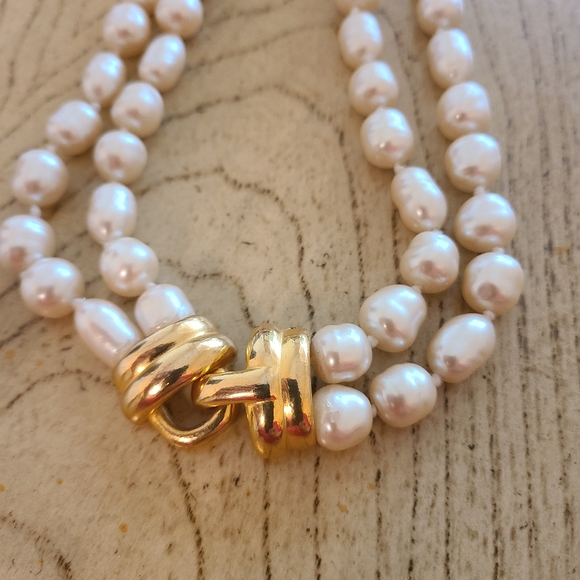 Carolee pearle necklace - Picture 2 of 5